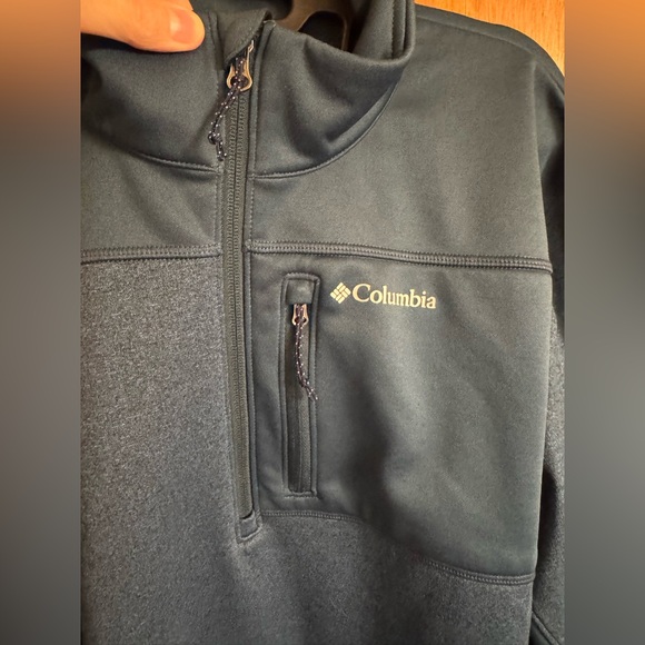 Men’s Columbia pullover, 1/4 zip, color teal, size L, excellent used condition - Picture 2 of 16